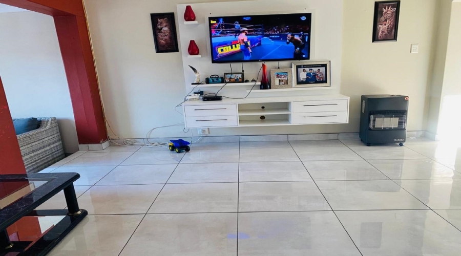 4 Bedroom Property for Sale in Sasolburg Ext 11 Free State